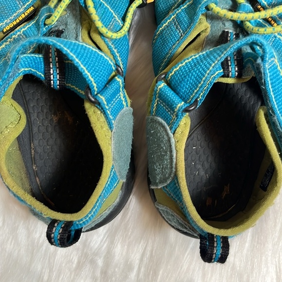 Keen Blue Green Beach Outdoor Water Shoes Sandal - Picture 10 of 10